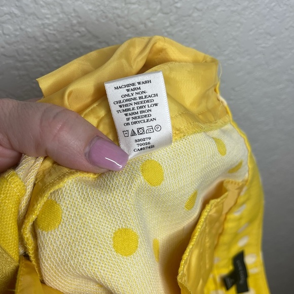 SOLD ON EBAY ANN Taylor Polka Dot Shorts EUC - Picture 8 of 8